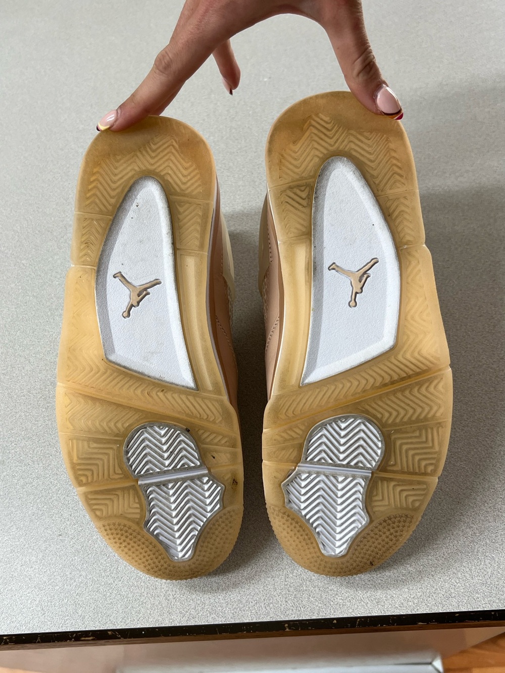 Jordan 4 Retro Shimmer - Picture 5 of 5